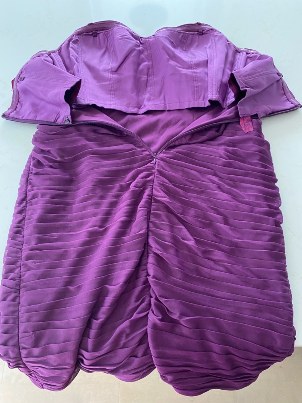 Dress - Picture 4 of 5
